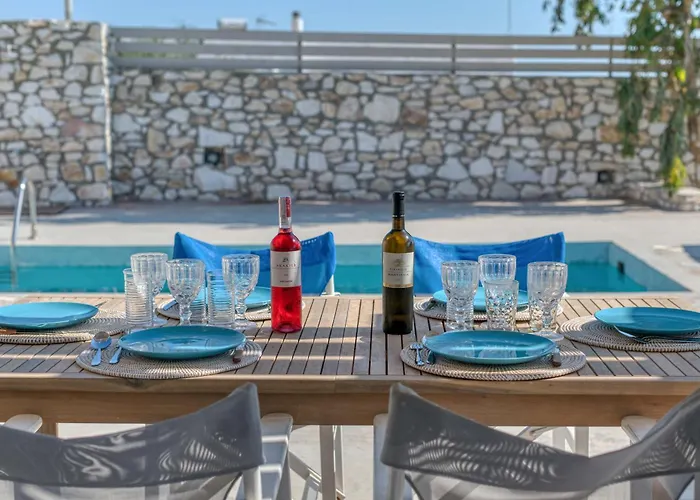 Paradisia Private Swimming Pool And Jacuzzi Sarakiniko (Paros)